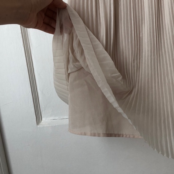 Pleated Racerback Mini - Picture 3 of 3